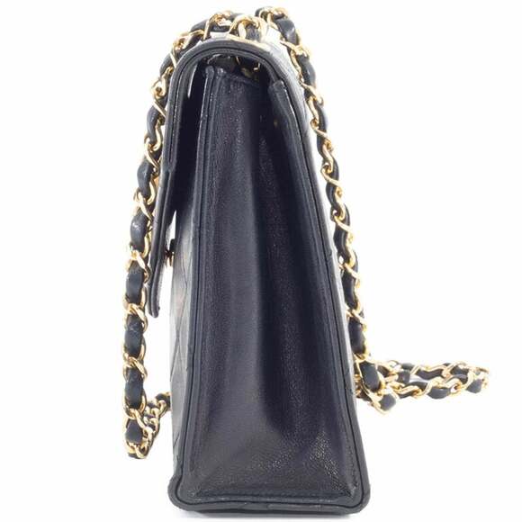 Chanel Matelasse Black Chain Shoulder Bag, Lambskin Leather, Women's, Black, ... - Picture 5 of 16